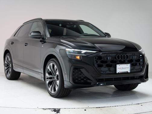 Mythos Black Metallic 2026 Audi Q8 55 Prestige