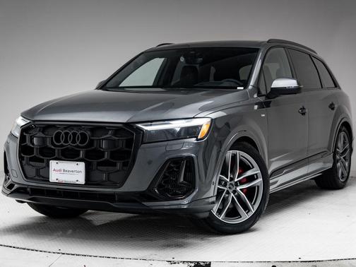 Daytona Gray Pearl Effect 2026 Audi Q7 55 Prestige