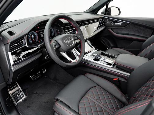 Daytona Gray Pearl Effect 2026 Audi Q7 55 Prestige