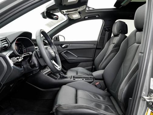 2022 Audi Q3 45 S line Premium Plus
