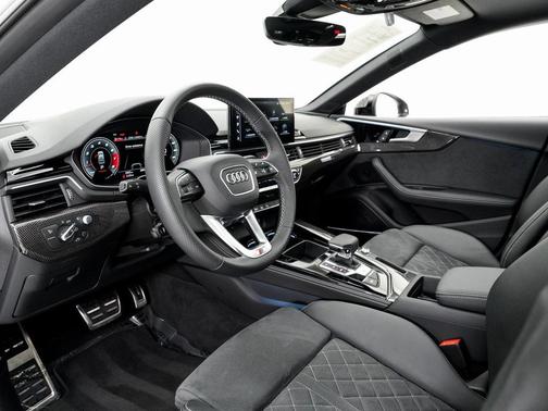 2024 Audi S5 3.0T Prestige