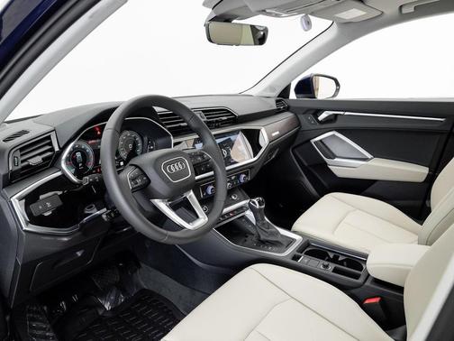 2025 Audi Q3 45 S line Premium Plus