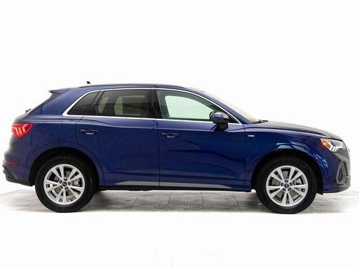 2025 Audi Q3 45 S line Premium Plus