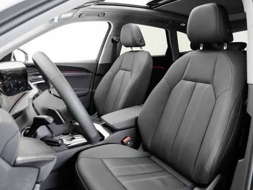 2025 Audi Q5 Premium