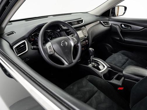 Magnetic Black 2016 Nissan Rogue S