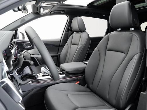2025 Audi Q7 45 Premium Plus