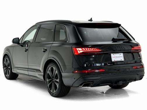 2026 Audi Q7 55 Premium Plus