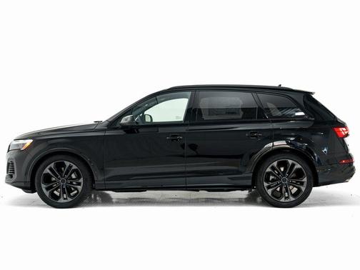 mythos black metallic 2026 Audi Q7 55 Premium Plus