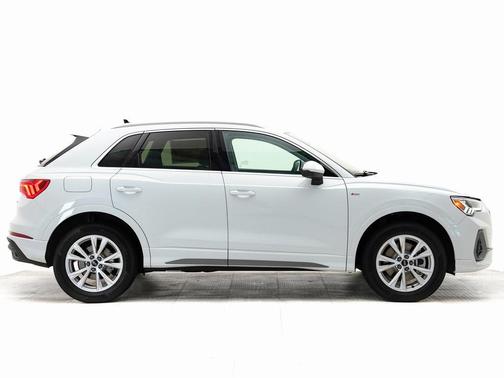 2025 Audi Q3 45 S line Premium Plus