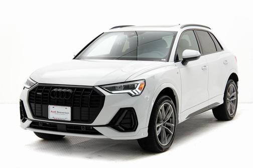 2024 Audi Q3 Premium 45 TFSI S line quattro Tiptronic