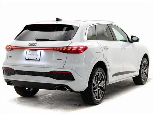 2025 Audi Q5 Premium Plus