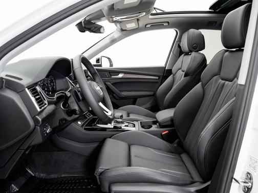 2025 Audi Q5 55 S line Premium Plus