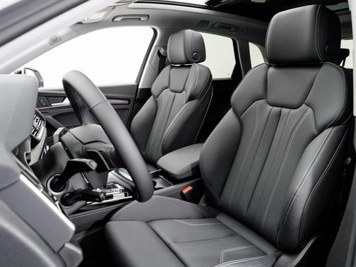 2025 Audi Q5 55 S line Premium Plus