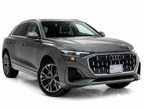 2025 Audi Q8 55 Premium Plus