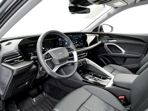 2025 Audi Q5 Premium Plus TFSI quattro S tronic