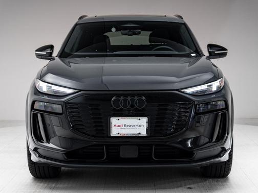 G5g5 2027 Audi Q6 e-tron Premium Plus quattro