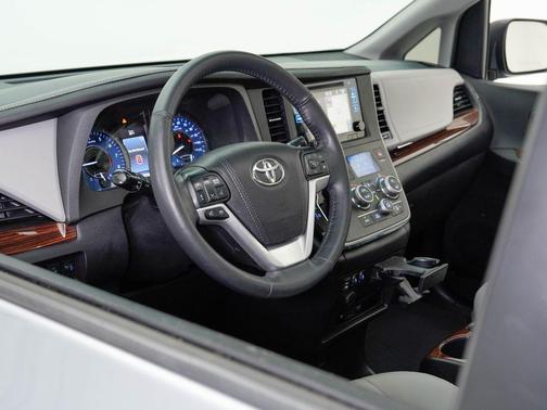 Silver Sky Metallic 2015 Toyota Sienna Limited Premium