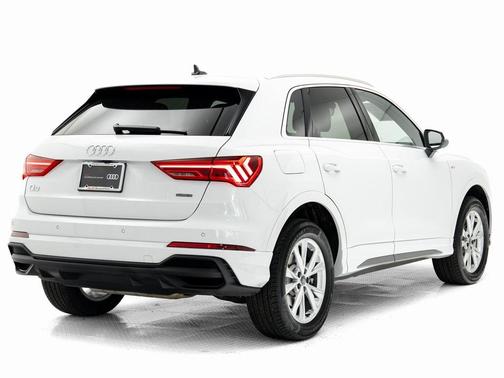 2025 Audi Q3 45 S line Premium Plus
