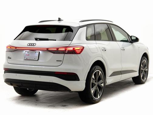 2024 Audi Q4 e-tron Premium 50 quattro