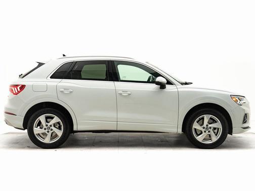2020 Audi Q3 45 Premium Plus
