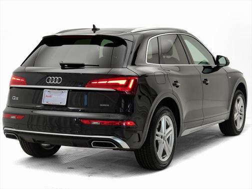 2023 Audi Q5 e 55 S line Premium Plus