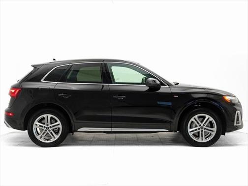 2023 Audi Q5 e 55 S line Premium Plus
