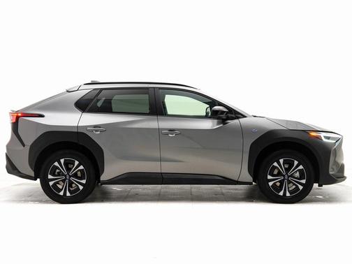 2024 Subaru Solterra Premium