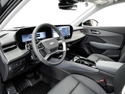 Mythos Black Metallic 2026 Audi Q3 TFSI quattro S tronic