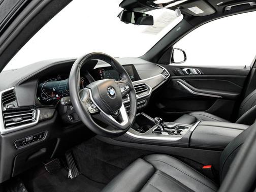 Black Sapphire Metallic 2022 BMW X5 xDrive40i