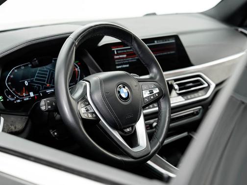 Black Sapphire Metallic 2022 BMW X5 xDrive40i