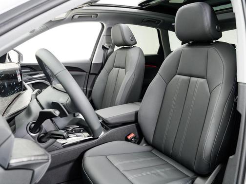 2025 Audi Q5 Premium Plus TFSI quattro S tronic