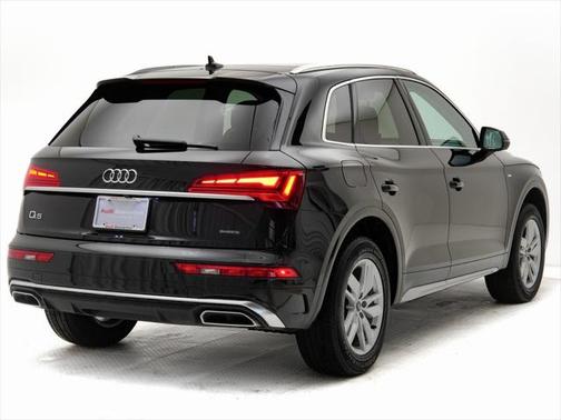 2022 Audi Q5 45 S line Premium