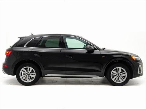 2022 Audi Q5 45 S line Premium