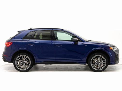 2025 Audi Q3 45 S line Premium Plus