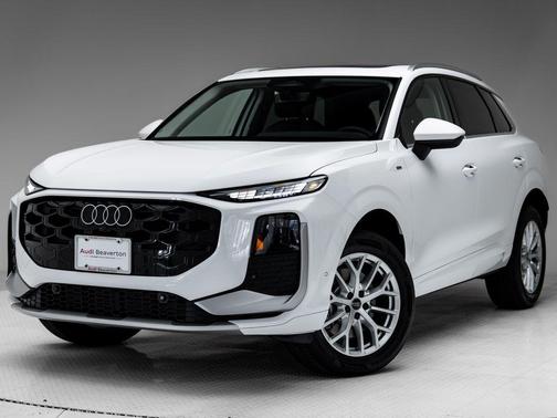 Arkona White 2026 Audi Q3 TFSI quattro S tronic