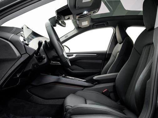 Daytona Gray Pearl Effect 2026 Audi A6 Premium Plus quattro S tronic