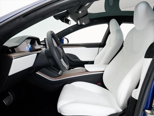2023 Tesla Model S Standard Range