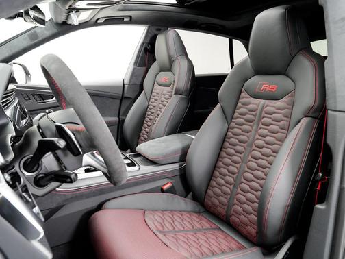 2026 Audi RS Q8 4.0T