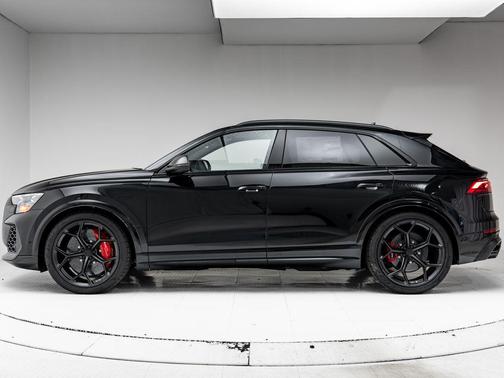 2026 Audi RS Q8 4.0T