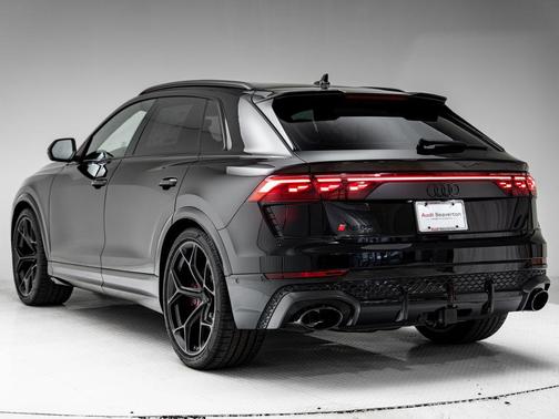 2026 Audi RS Q8 4.0T