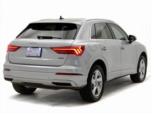 2019 Audi Q3 2.0T Premium Plus