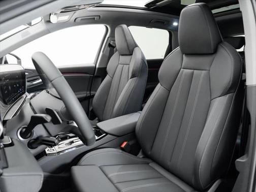 2025 Audi Q6 e-tron Premium Plus quattro