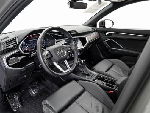 2021 Audi Q3 45 S line Premium Plus