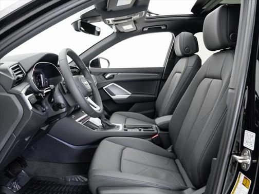 2025 Audi Q3 45 S line Premium Plus