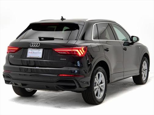 2025 Audi Q3 45 S line Premium Plus