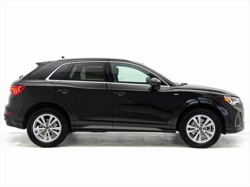 2025 Audi Q3 45 S line Premium Plus