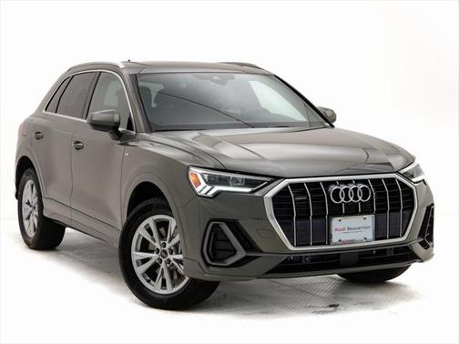 2025 Audi Q3 45 S line Premium Plus