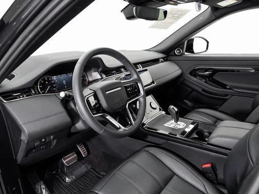 2023 Land Rover Range Rover Evoque R-Dynamic SE