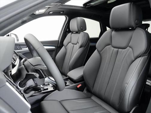 2025 Audi Q5 45 S line Premium Plus