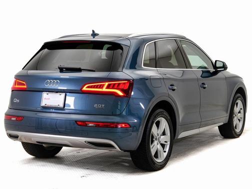 2018 Audi Q5 2.0T Tech Premium